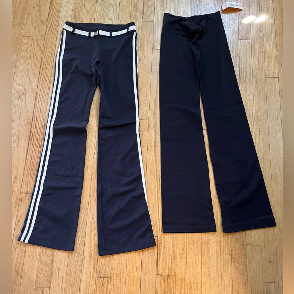 y2k new Otomix brand (2)wide bottom leggins size small